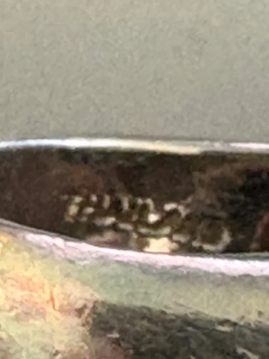 Vintage Sterling Silver Cabochon Onyx and Multi-Stone Inlay Ring. SZ 6.75 - Picture 14 of 17